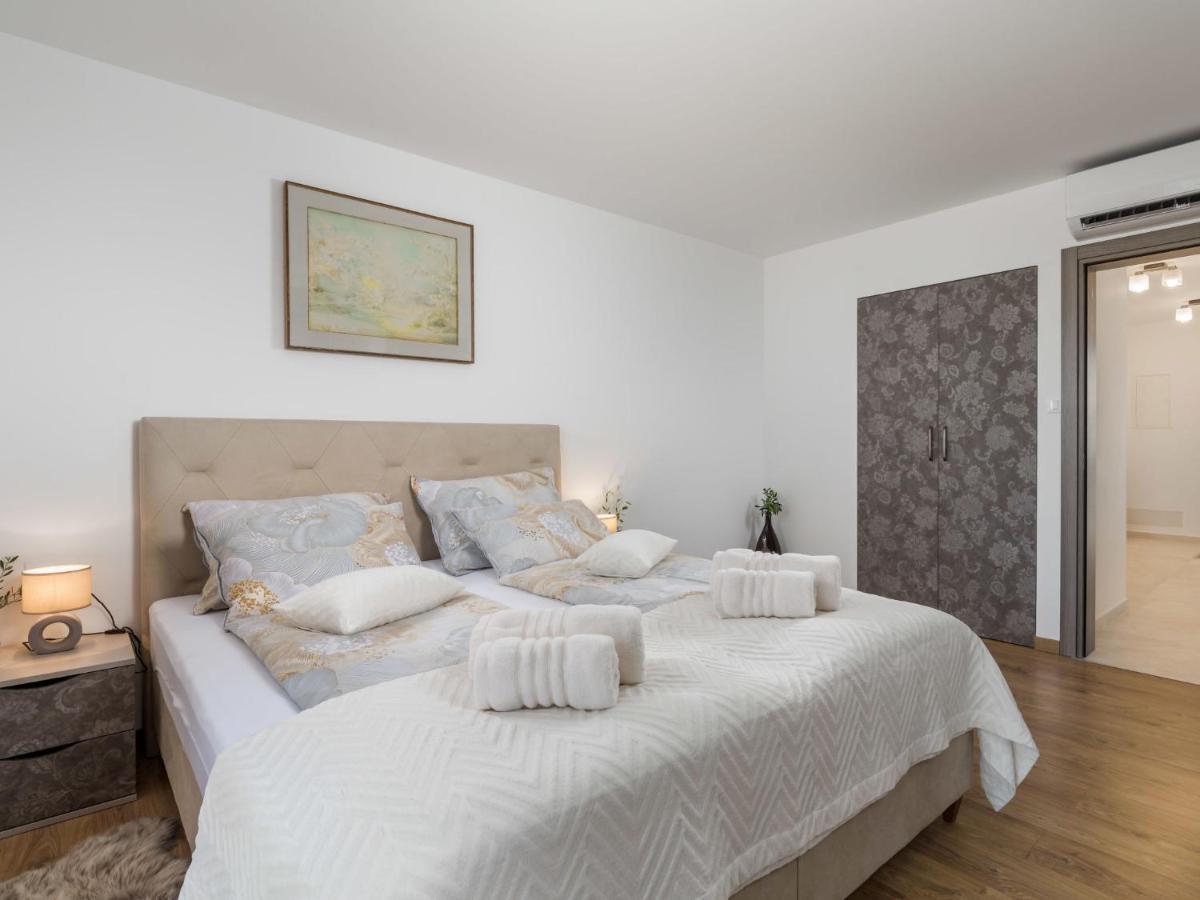 Villa Matea - Mlk150 By Interhome Dobrinj Εξωτερικό φωτογραφία